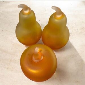 Vintage Pilgrim Glass Satin Pears And Apple Paperweights for Home Decor